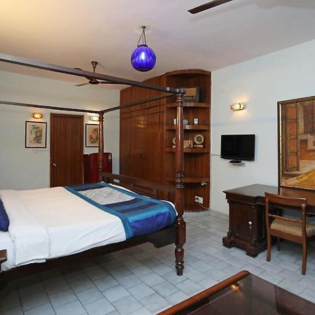 Oyo 1427 Hotel Malhar Haveli Noida Extérieur photo