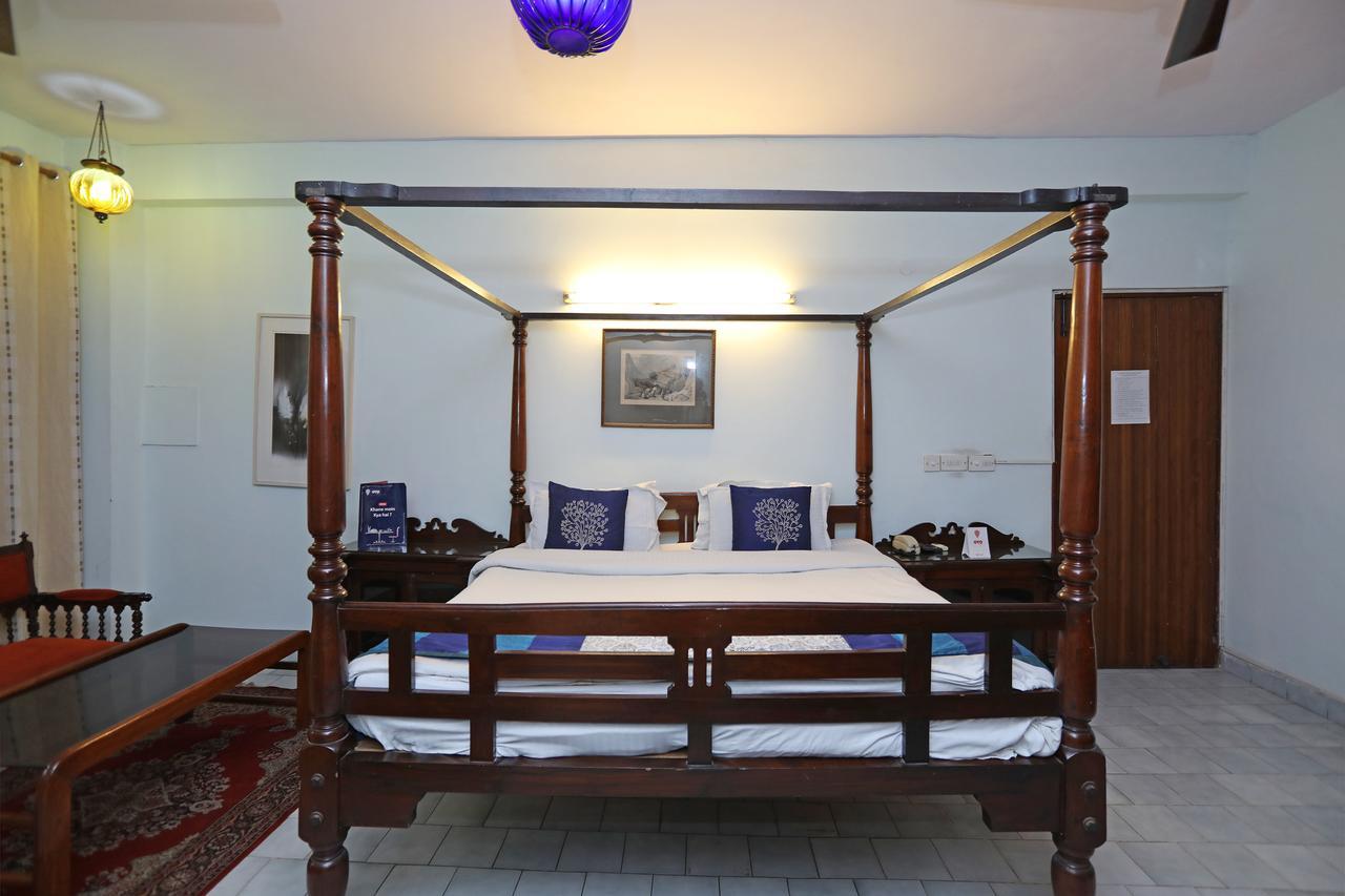 Oyo 1427 Hotel Malhar Haveli Noida Extérieur photo